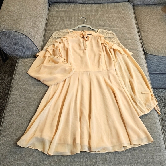 Lulus Dresses & Skirts - Lulu's Pastel Melon Light Orange Boho Lace Ruffle Festive Casual Dress Medium